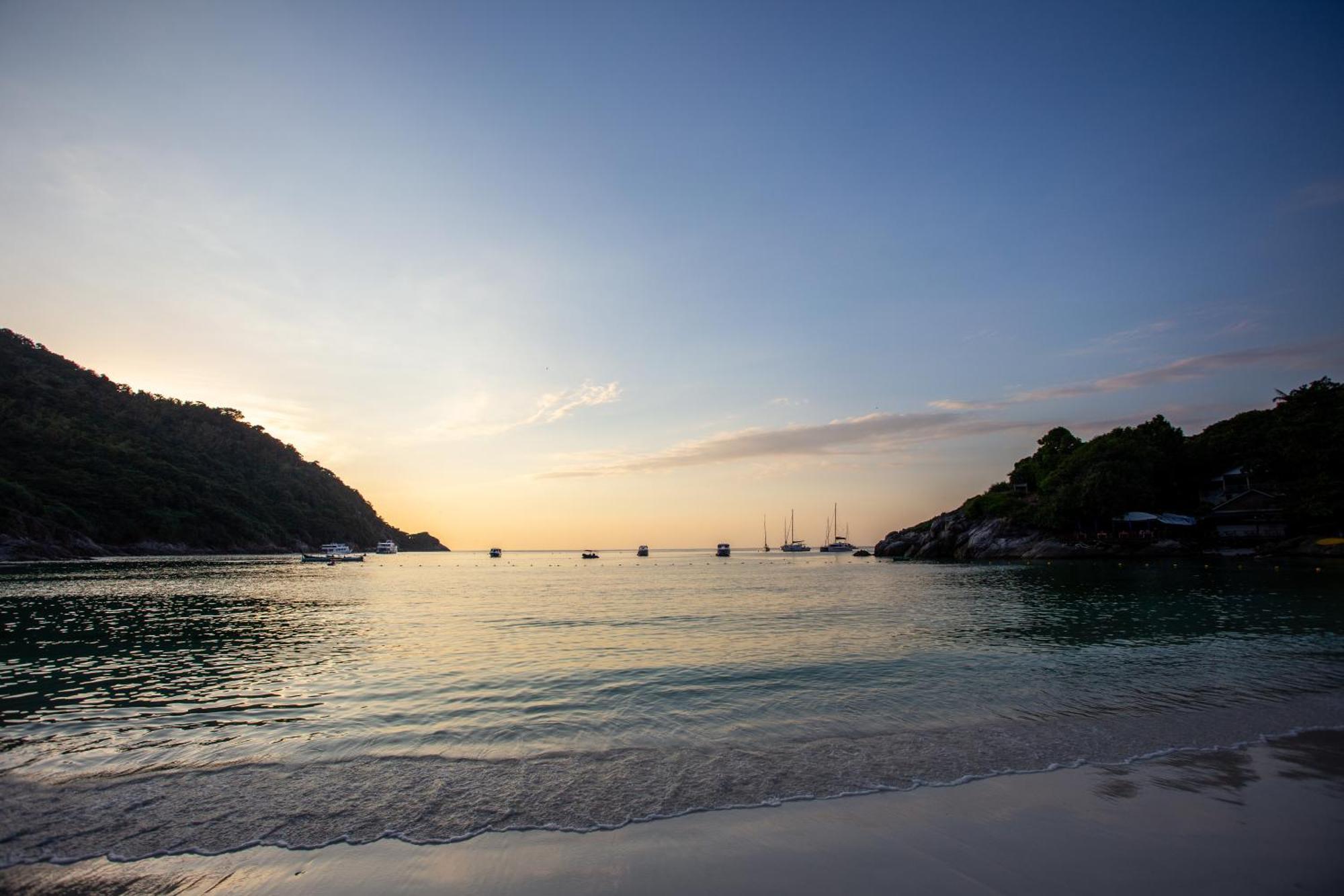 Ban Raya Resort And Spa Ko Racha Yai Exteriör bild
