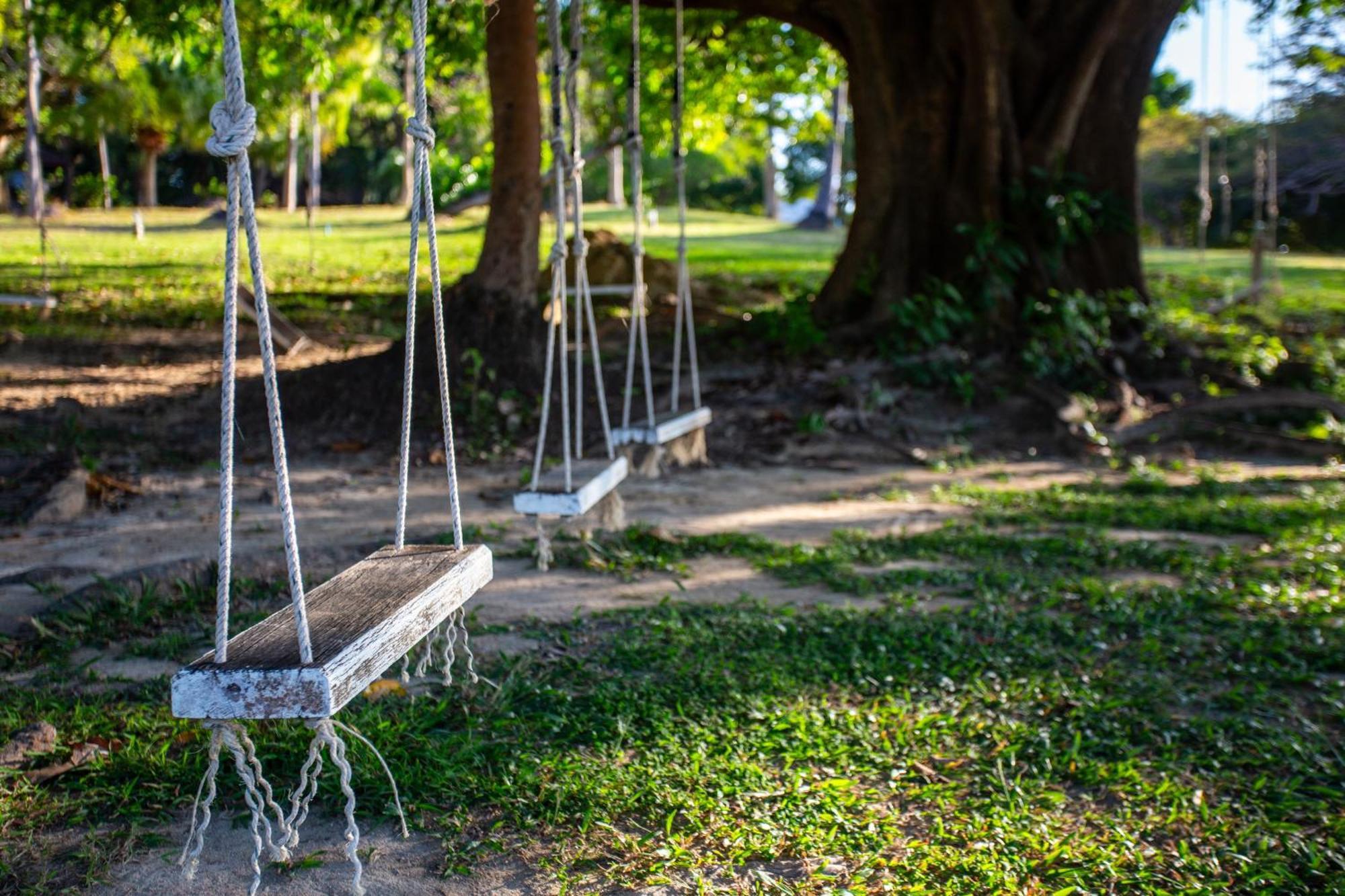 Ban Raya Resort And Spa Ko Racha Yai Exteriör bild
