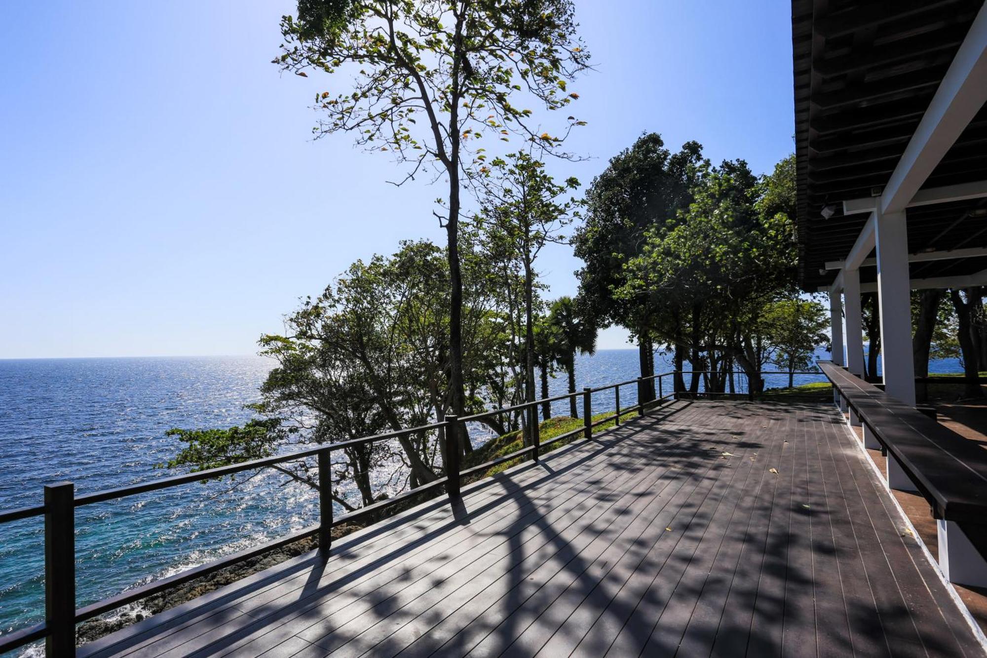 Ban Raya Resort And Spa Ko Racha Yai Exteriör bild