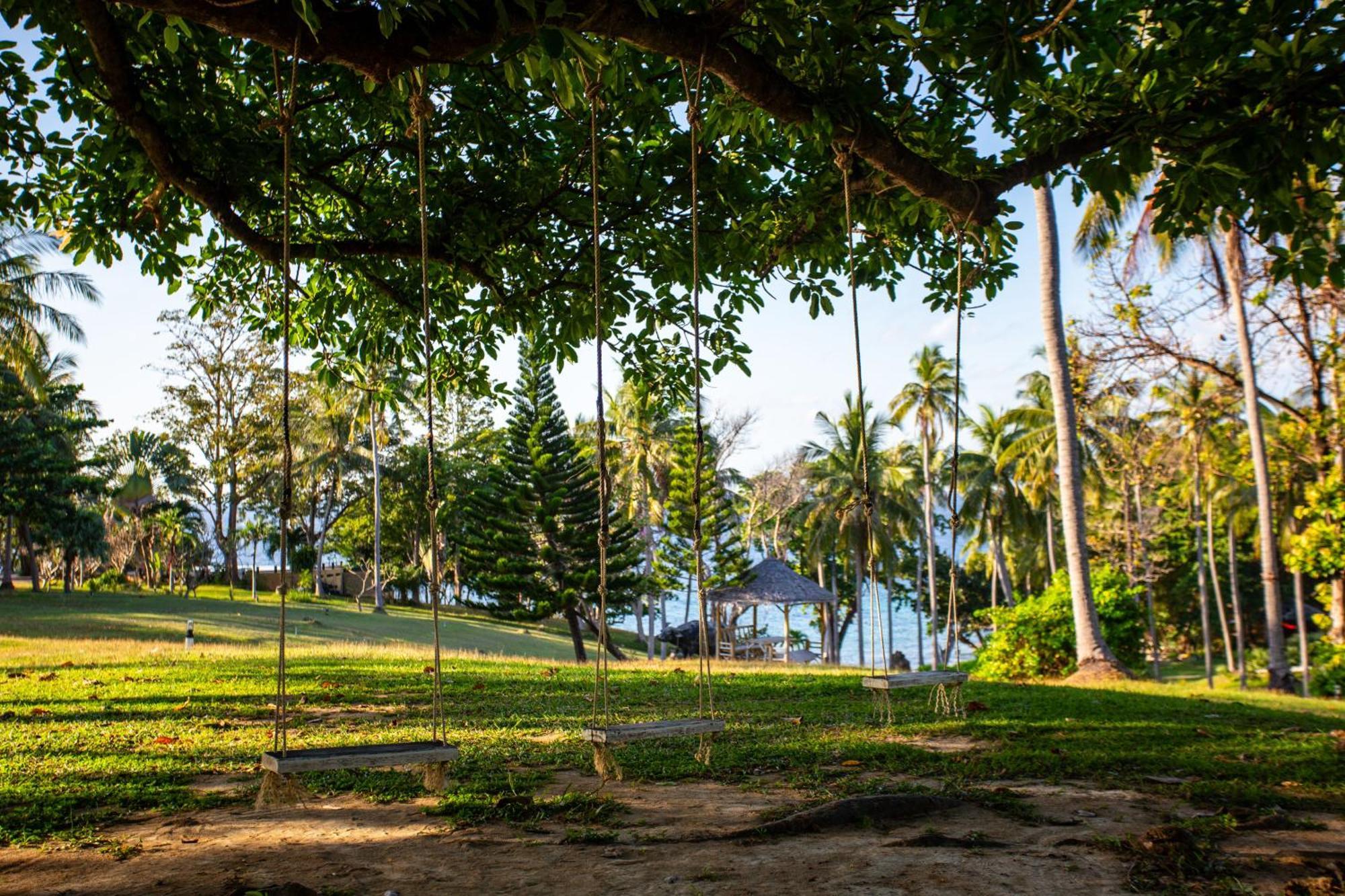 Ban Raya Resort And Spa Ko Racha Yai Exteriör bild