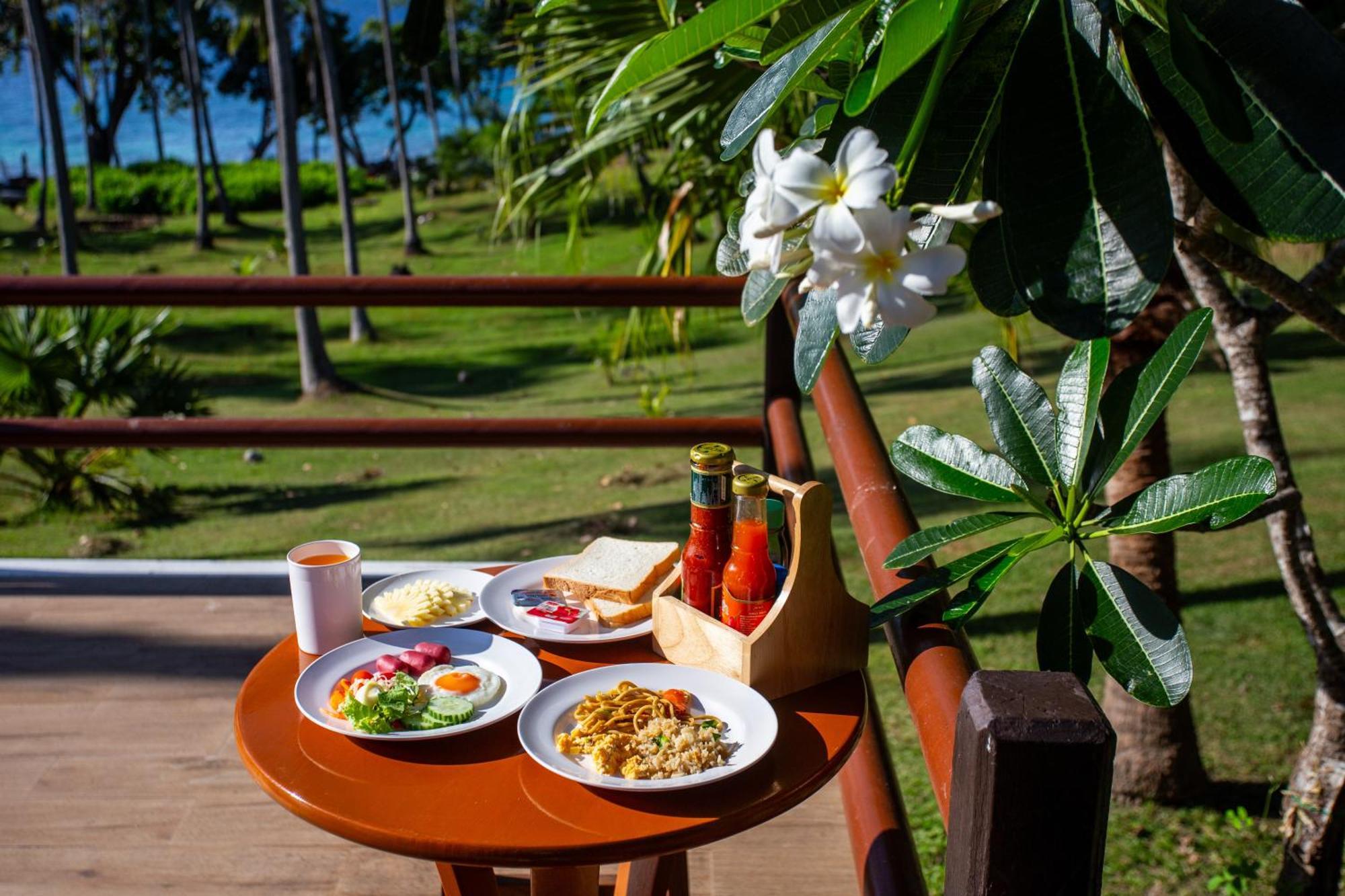 Ban Raya Resort And Spa Ko Racha Yai Exteriör bild