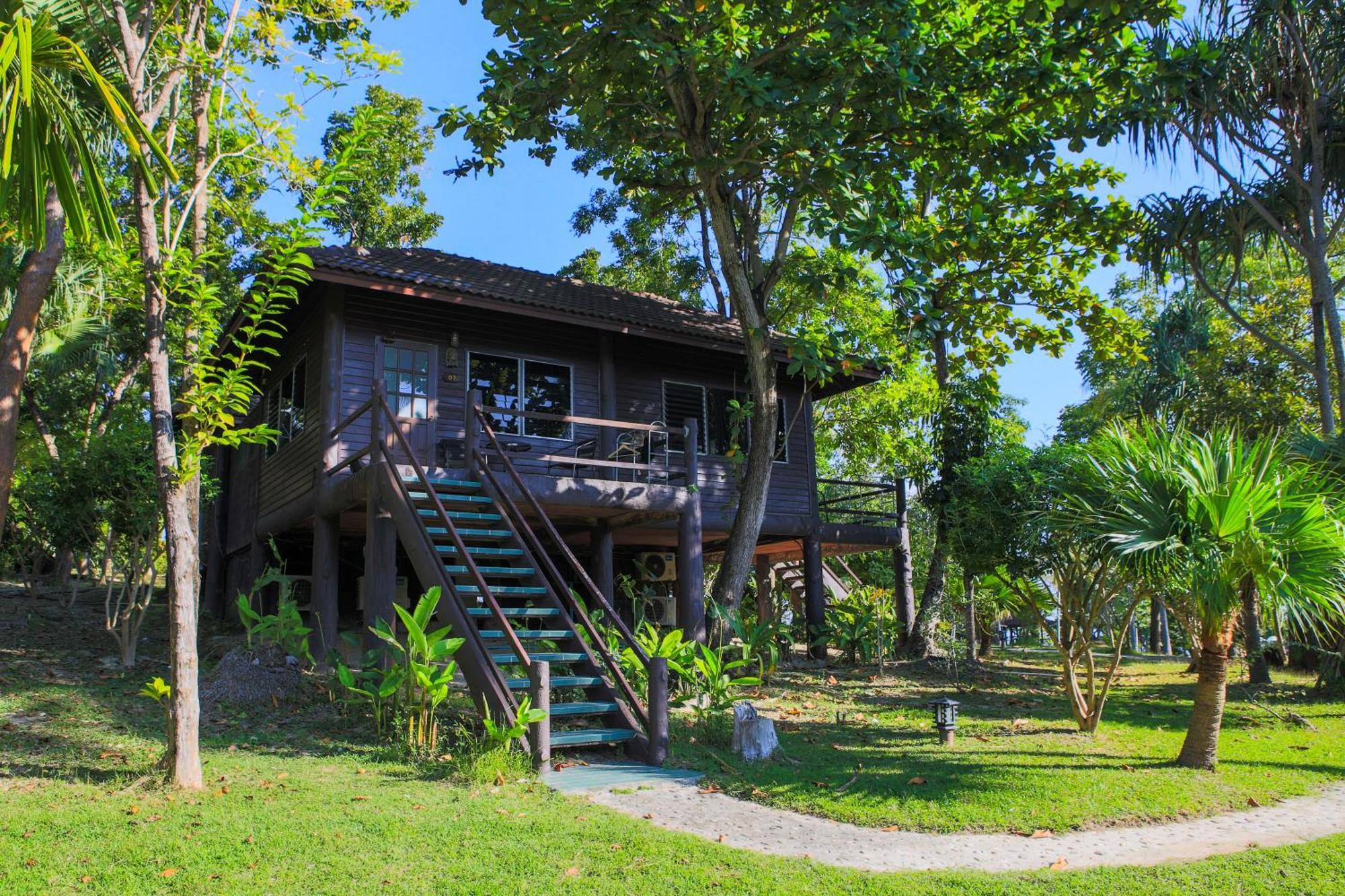 Ban Raya Resort And Spa Ko Racha Yai Exteriör bild