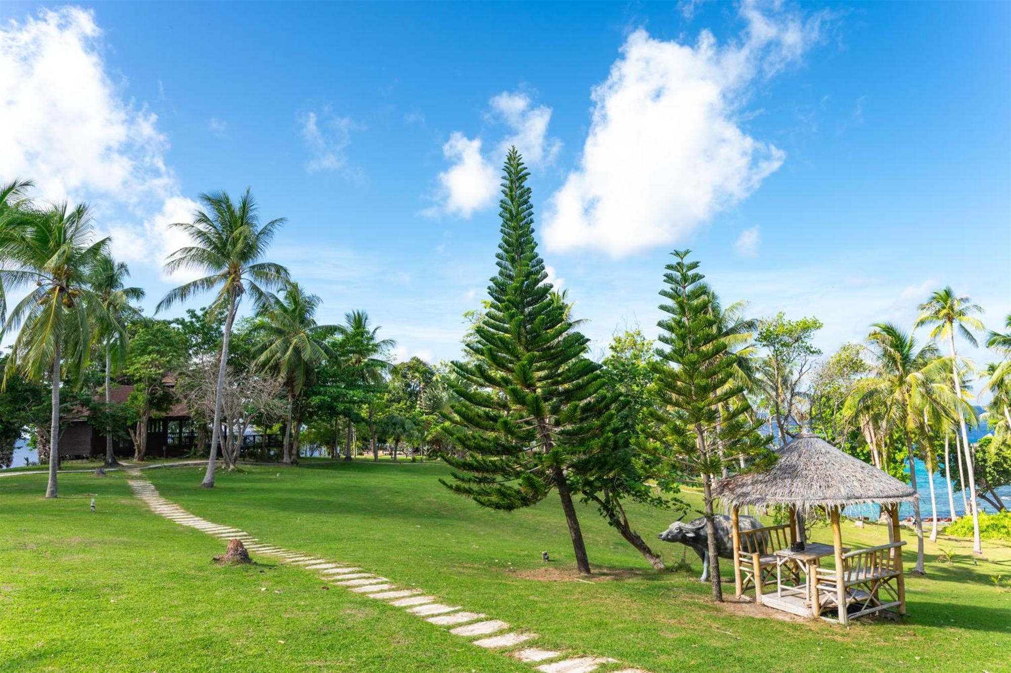 Ban Raya Resort And Spa Ko Racha Yai Exteriör bild
